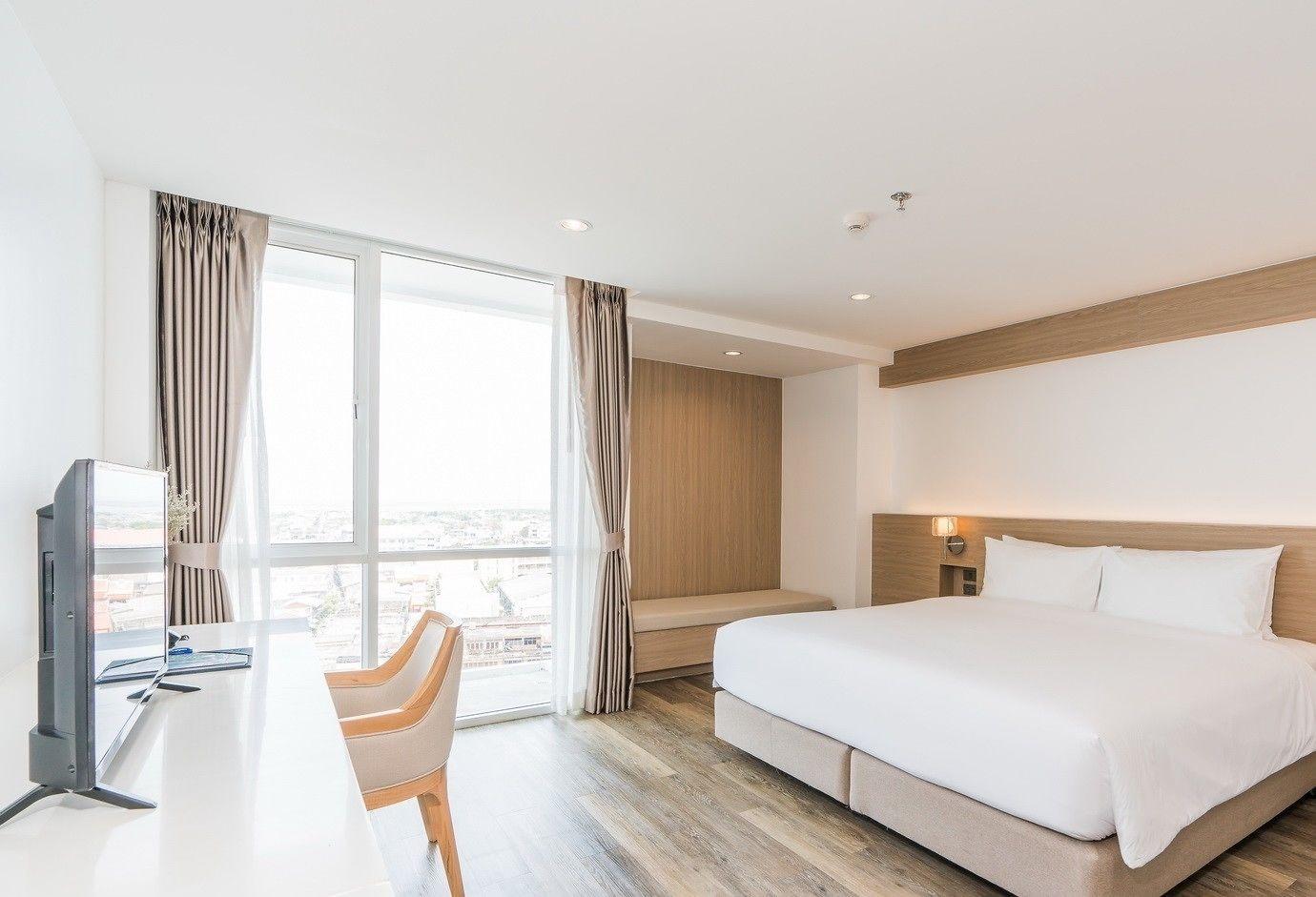 Rattanachol Hotel Chonburi Extérieur photo